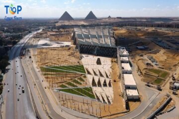 Cairo day Tour to the New Egyptian Museum-Panoramic view of Grand Egyptian Museum