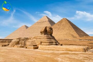 Giza-Pyramids-and-Saqqara-from-Hurghada