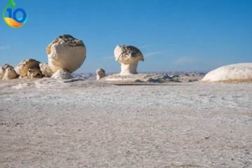 White-Desert-and-Bahariya-Oasis-from-Cairo-Mushroom-Rock